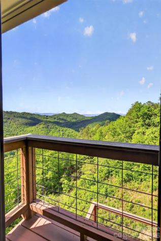 252 Tsali Crossing N Bryson City NC 28713
