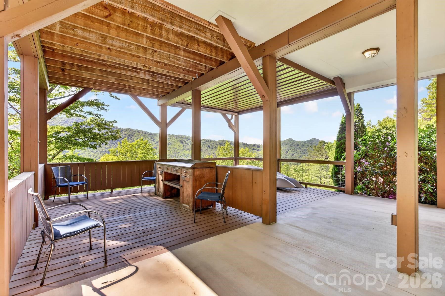 252 Tsali Crossing N Bryson City NC 28713