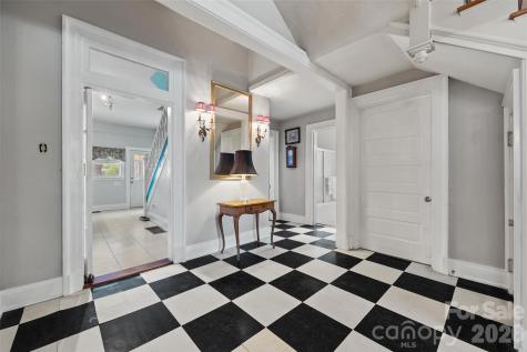 530 E Rutledge Avenue Gaffney SC 29340