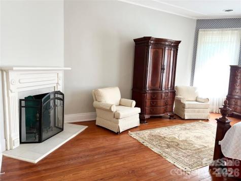 530 E Rutledge Avenue Gaffney SC 29340