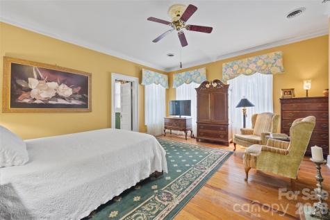 530 E Rutledge Avenue Gaffney SC 29340