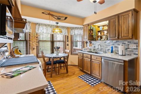 109 Eagle Rock Trail Hendersonville NC 28739