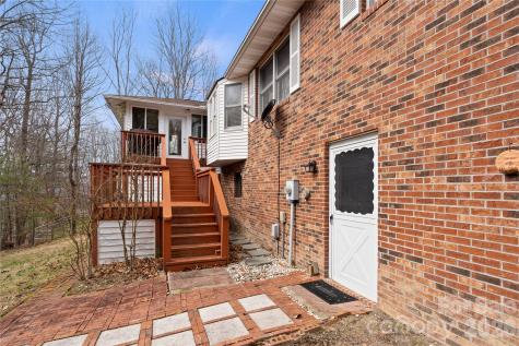 109 Eagle Rock Trail Hendersonville NC 28739