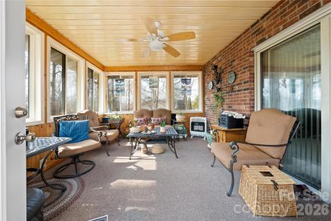 109 Eagle Rock Trail Hendersonville NC 28739