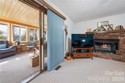109 Eagle Rock Trail Hendersonville NC 28739