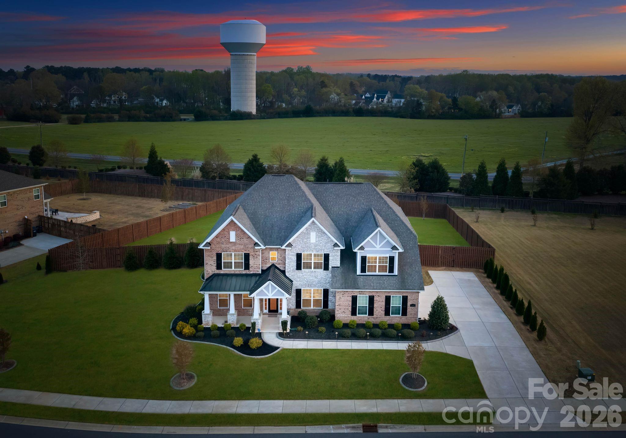 1053 Harlow's Crossing Drive Matthews NC 28104