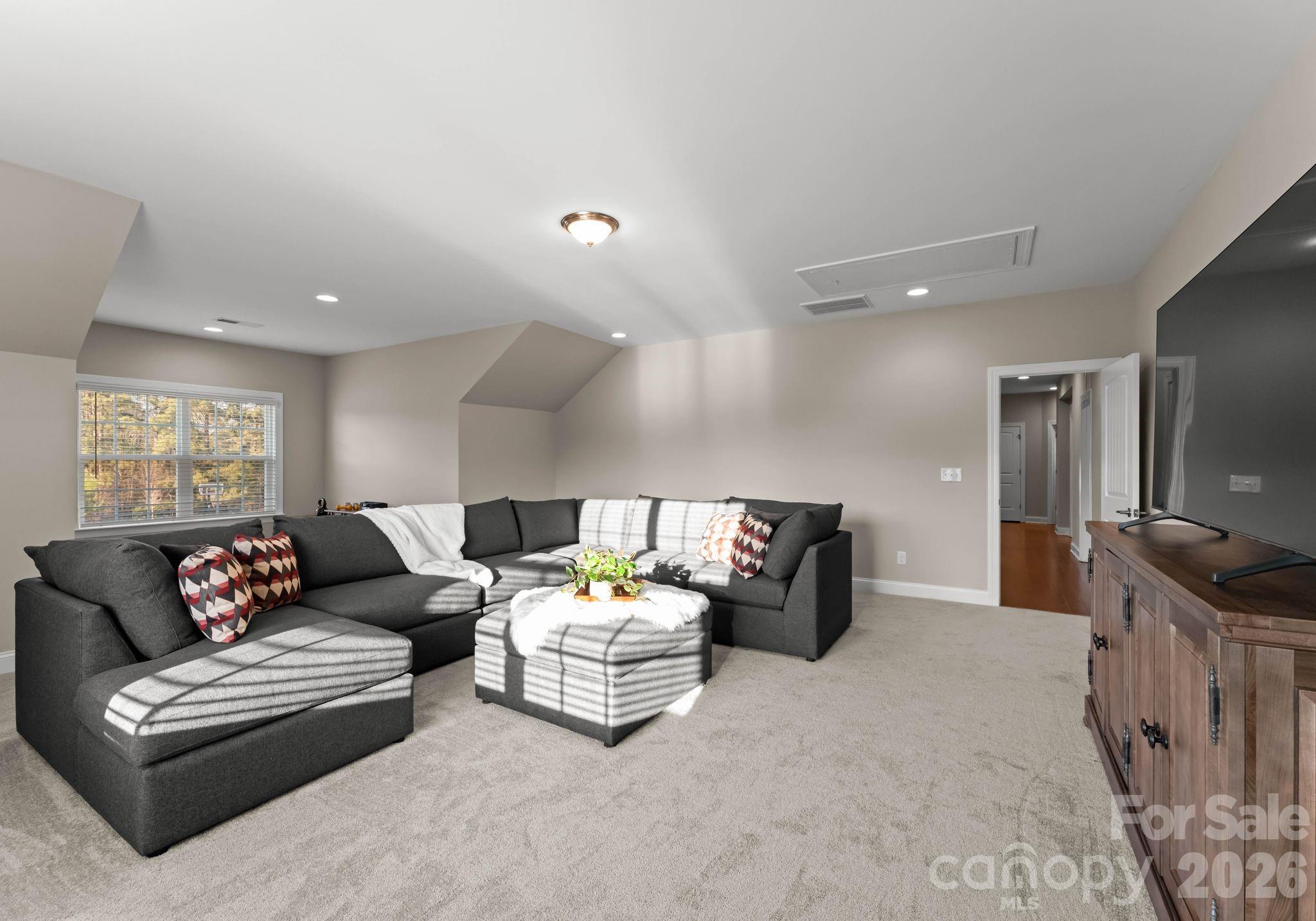 1053 Harlow's Crossing Drive Matthews NC 28104