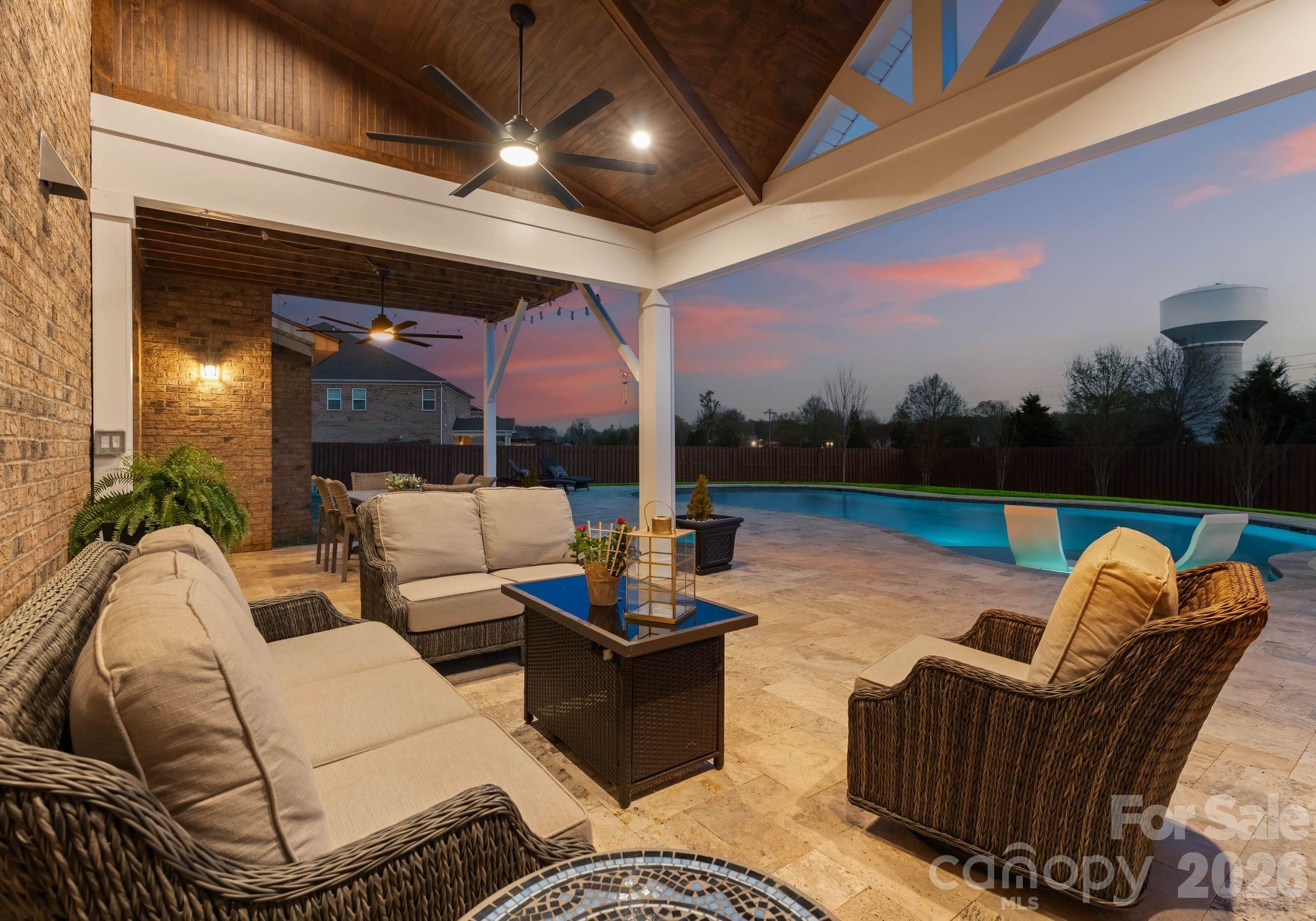 1053 Harlow's Crossing Drive Matthews NC 28104