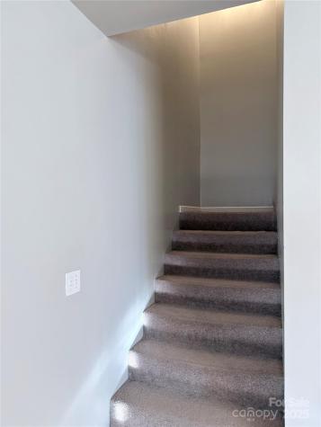 5846 Hanna Court Charlotte NC 28212