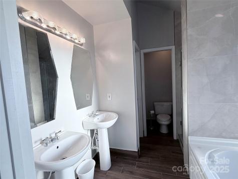 5846 Hanna Court Charlotte NC 28212