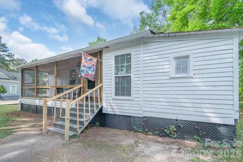 226 Huger Street Cheraw SC 29520