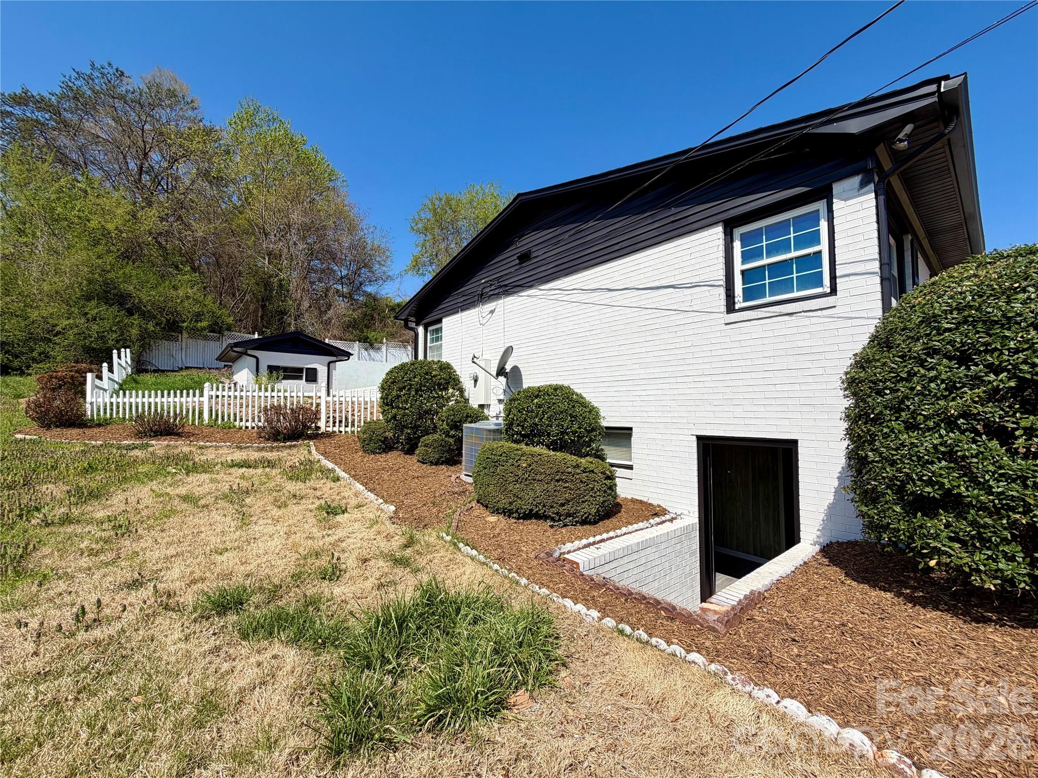 202 Woodward Avenue Morganton NC 28655