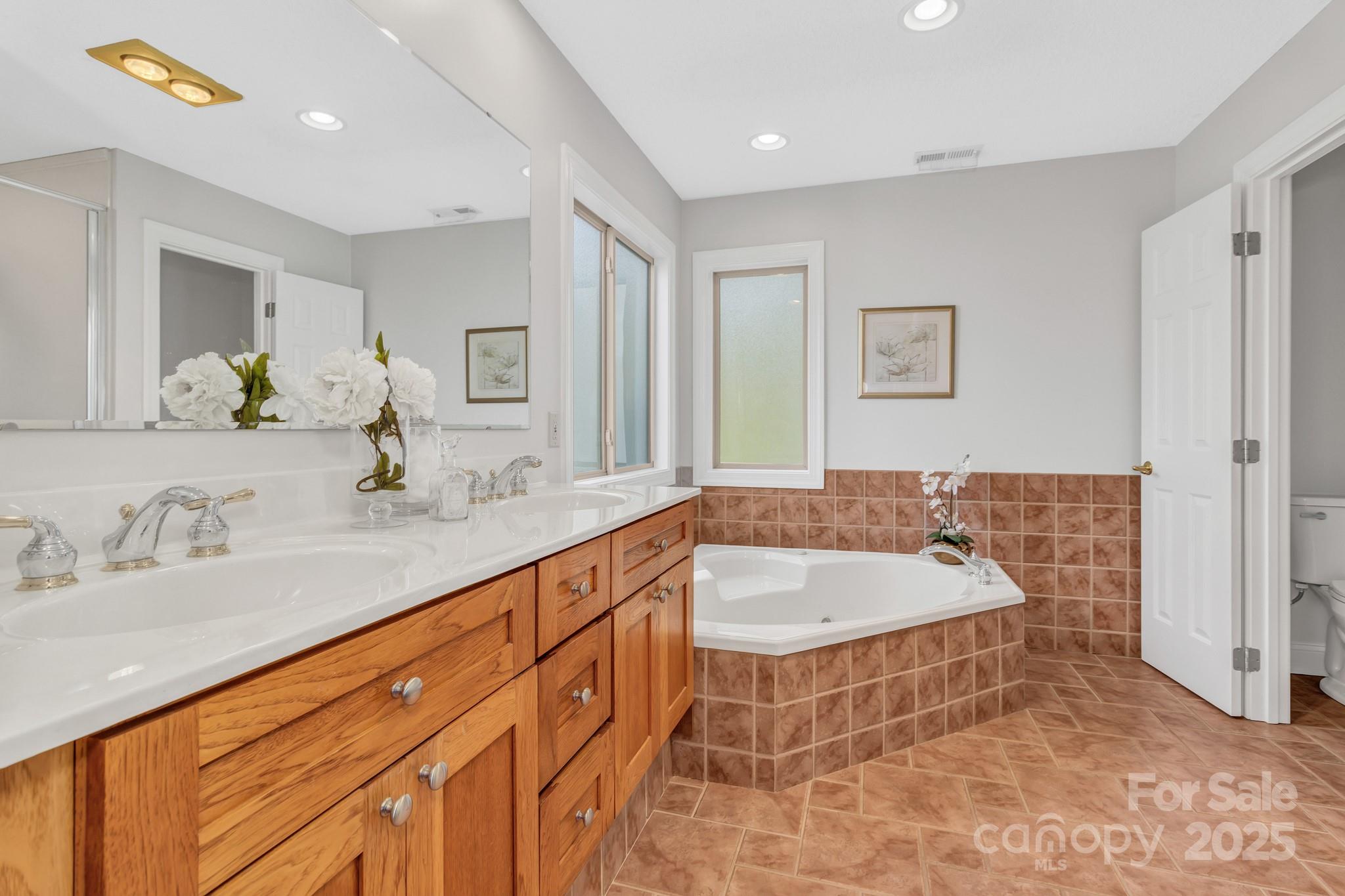 86 Distant View Drive Asheville NC 28803