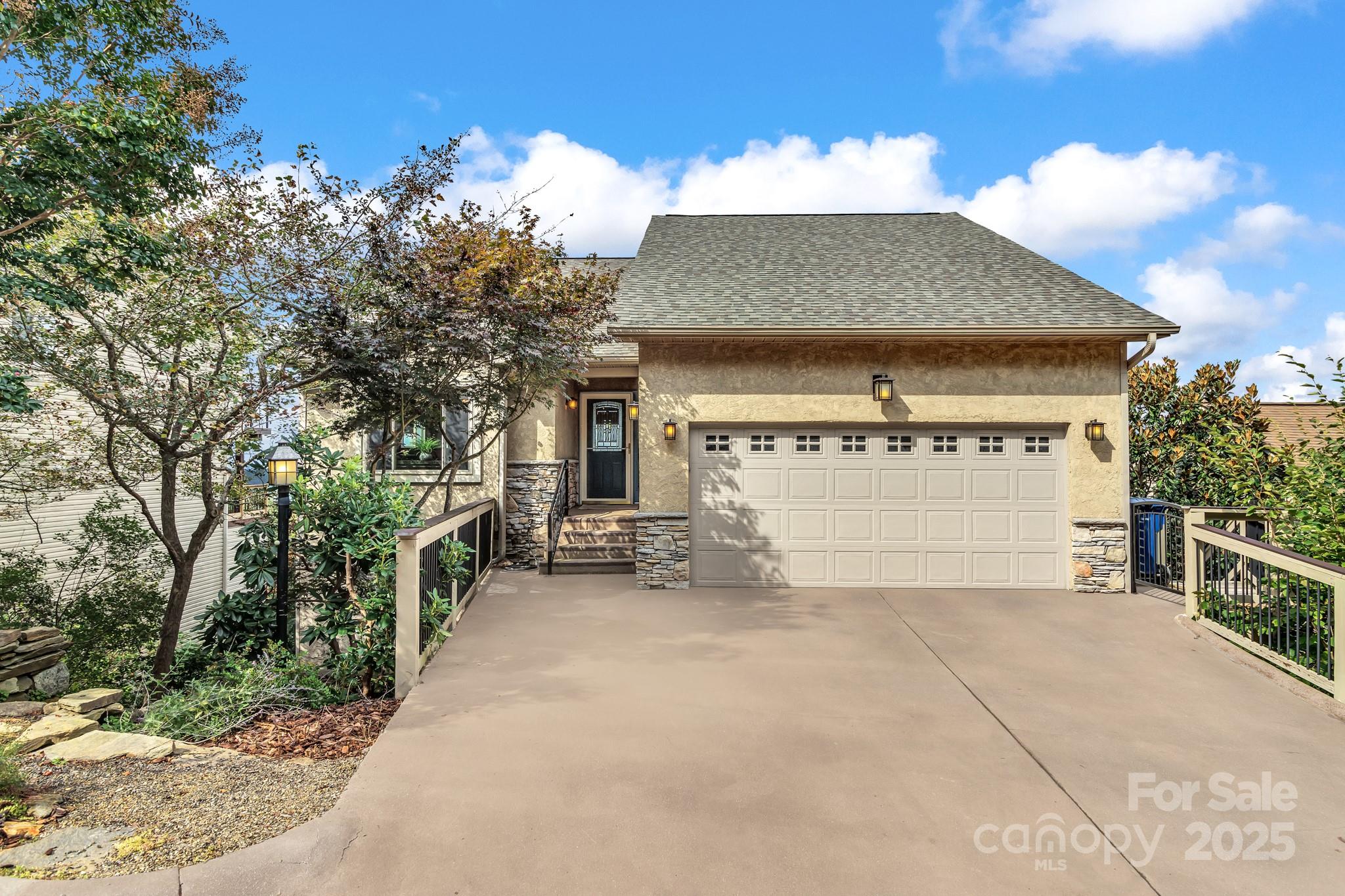 86 Distant View Drive Asheville NC 28803