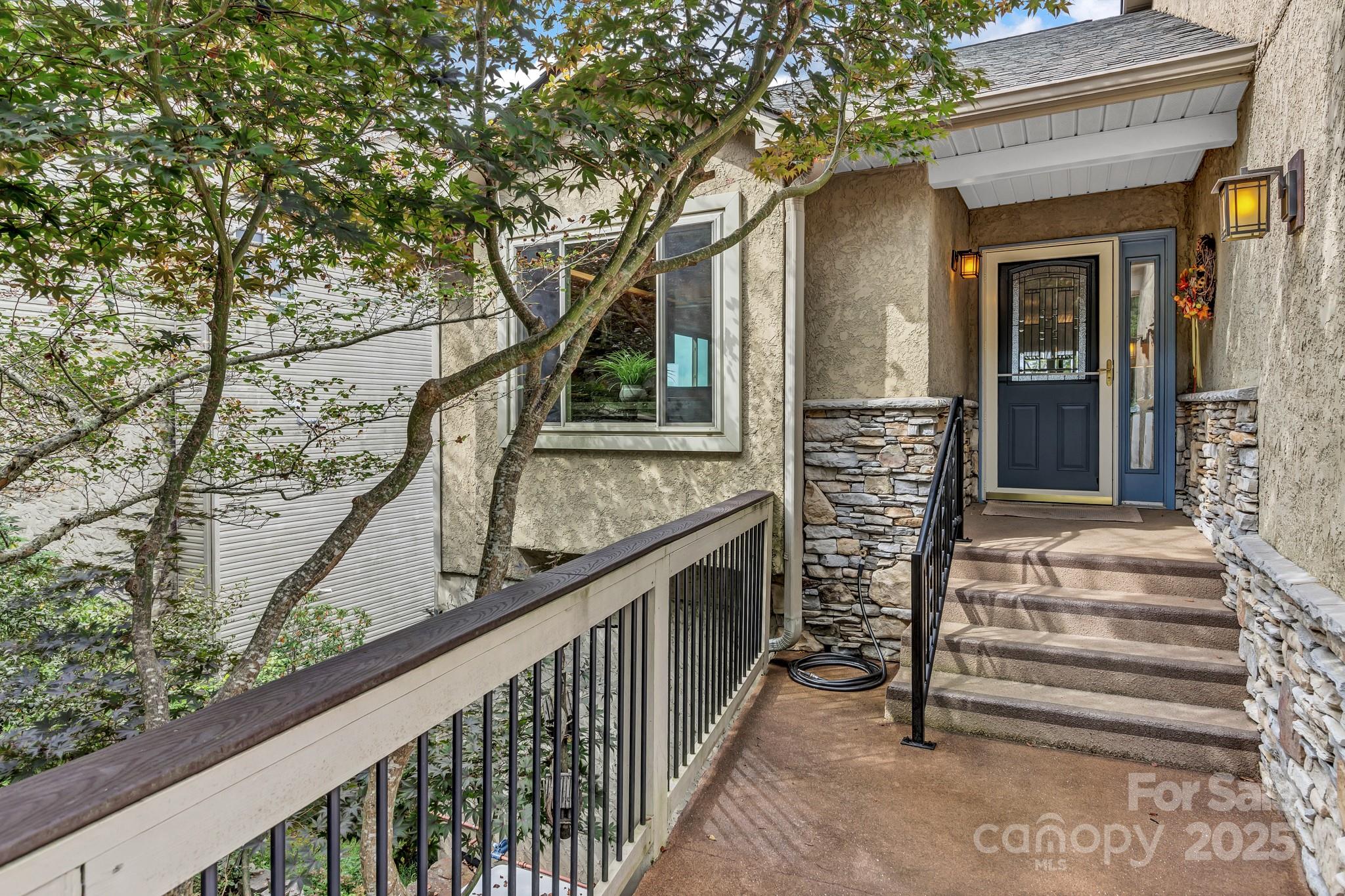 86 Distant View Drive Asheville NC 28803