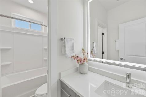 4122 Avalon Avenue Charlotte NC 28208