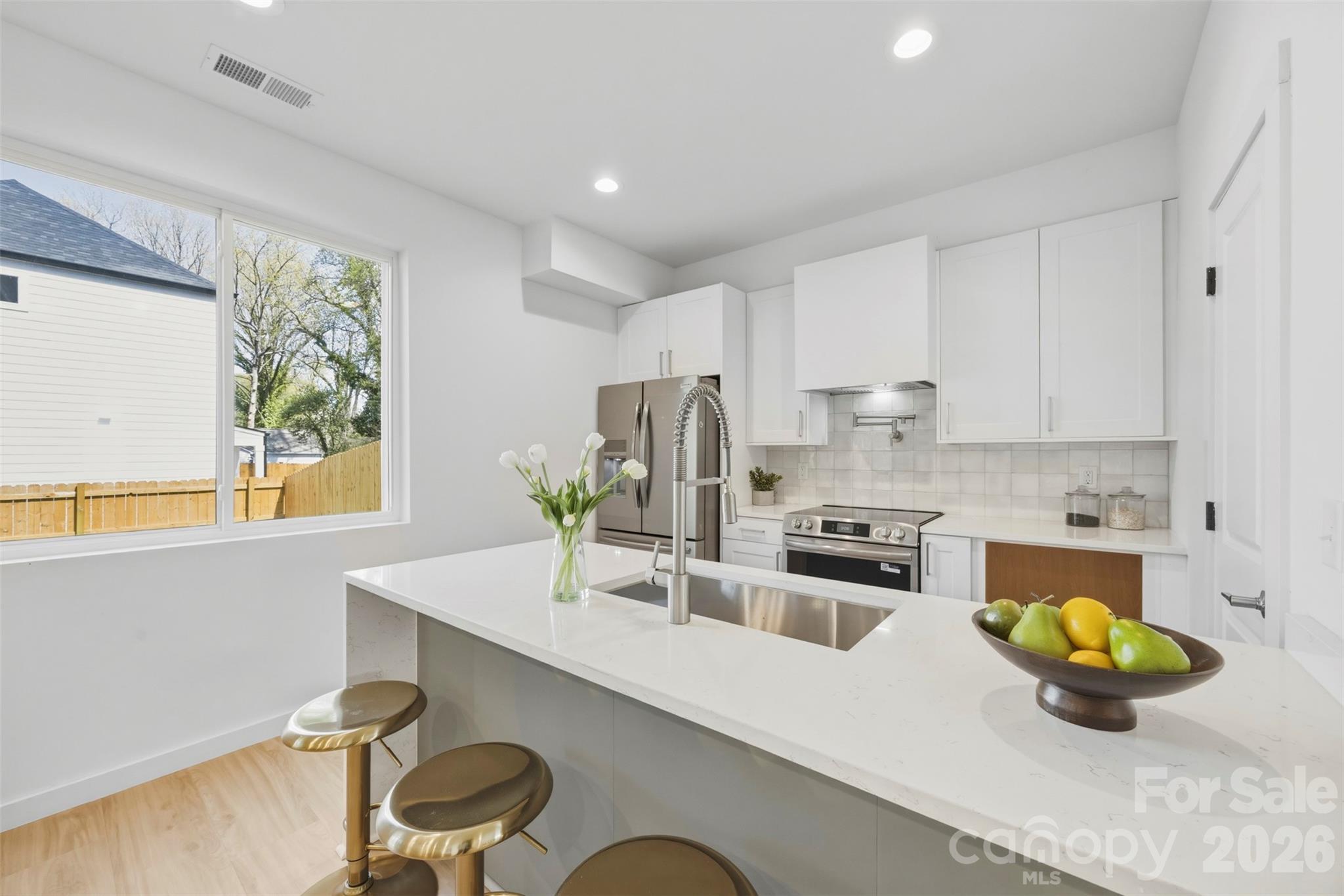 4122 Avalon Avenue Charlotte NC 28208