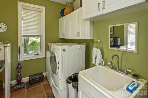 25 Windsong Drive Fairview NC 28730