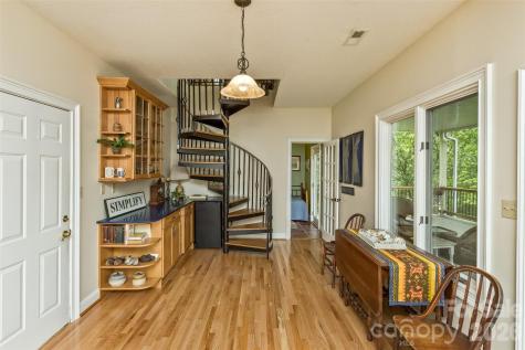 25 Windsong Drive Fairview NC 28730