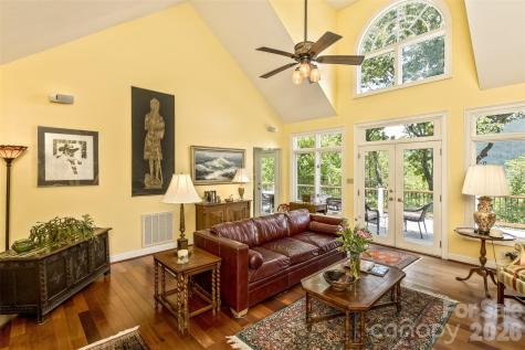 25 Windsong Drive Fairview NC 28730