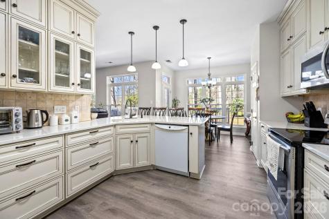 13702 Chambray Lane Charlotte NC 28278