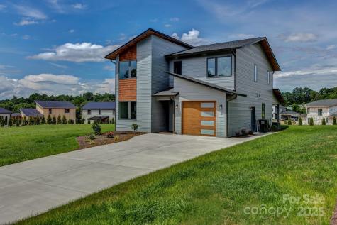 79 Scott Meadows Drive Asheville NC 28806