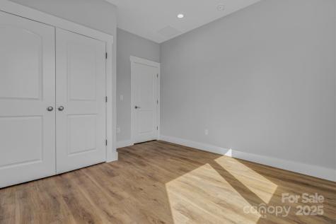 79 Scott Meadows Drive Asheville NC 28806