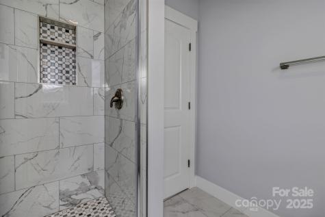 79 Scott Meadows Drive Asheville NC 28806