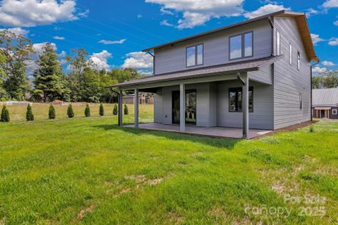 79 Scott Meadows Drive Asheville NC 28806