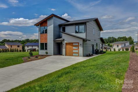 79 Scott Meadows Drive Asheville NC 28806