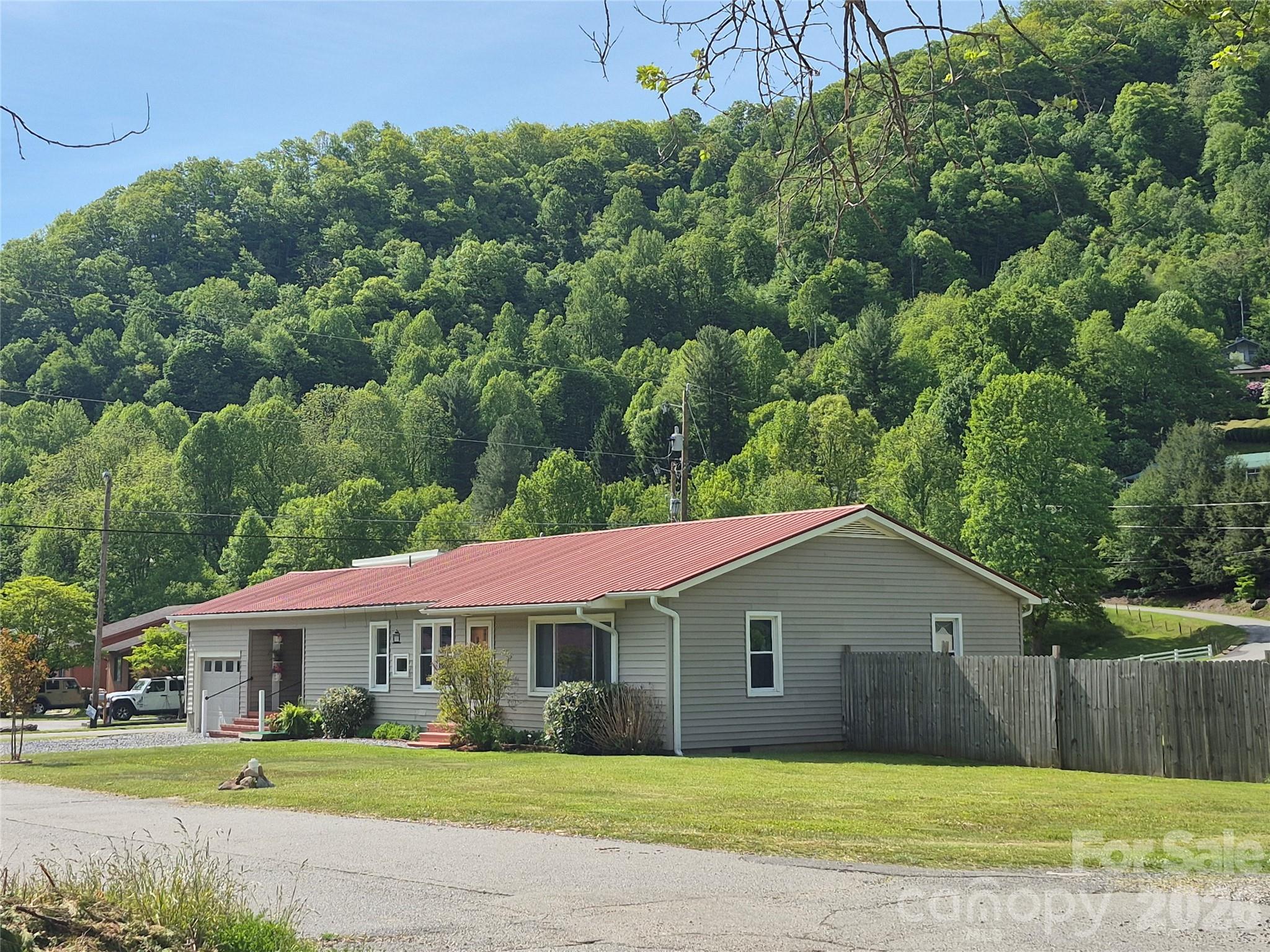 5 Gibson Drive Maggie Valley NC 28751