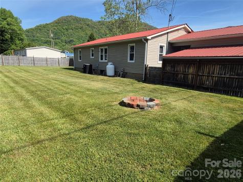 5 Gibson Drive Maggie Valley NC 28751