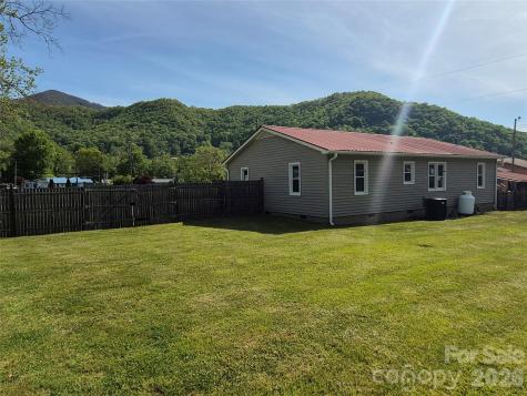 5 Gibson Drive Maggie Valley NC 28751