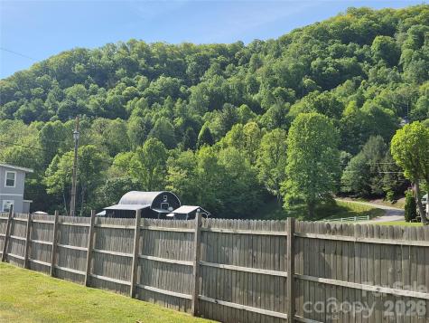 5 Gibson Drive Maggie Valley NC 28751