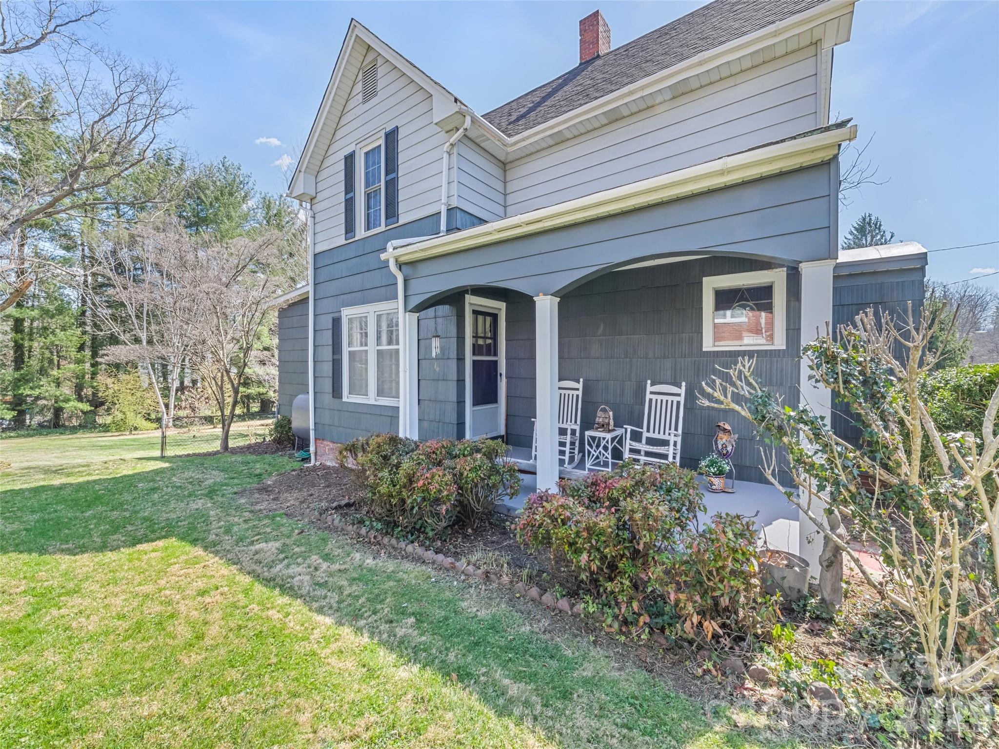 151 Hampton Heights Canton NC 28716