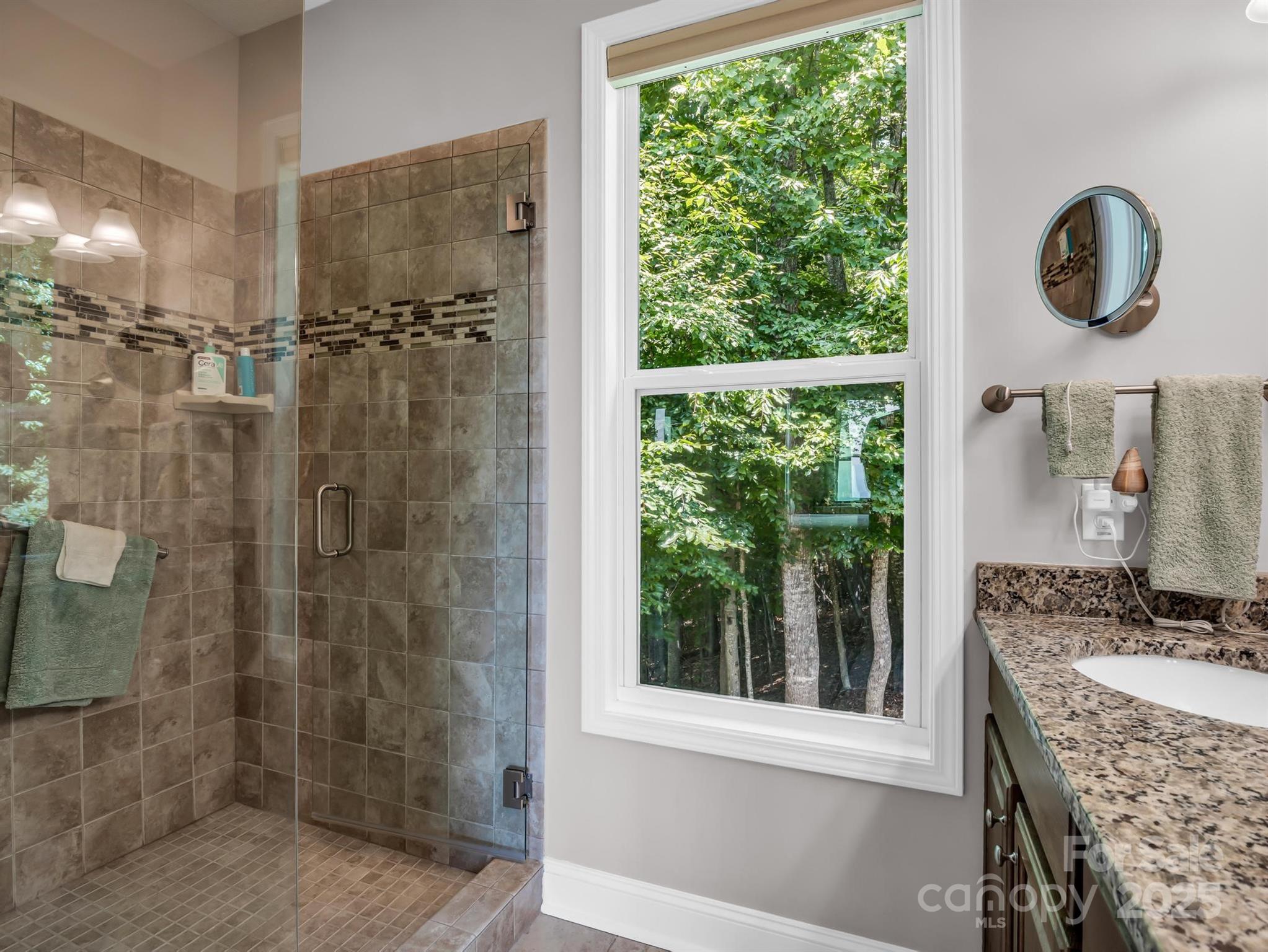 372 Gentian Trail Weaverville NC 28787