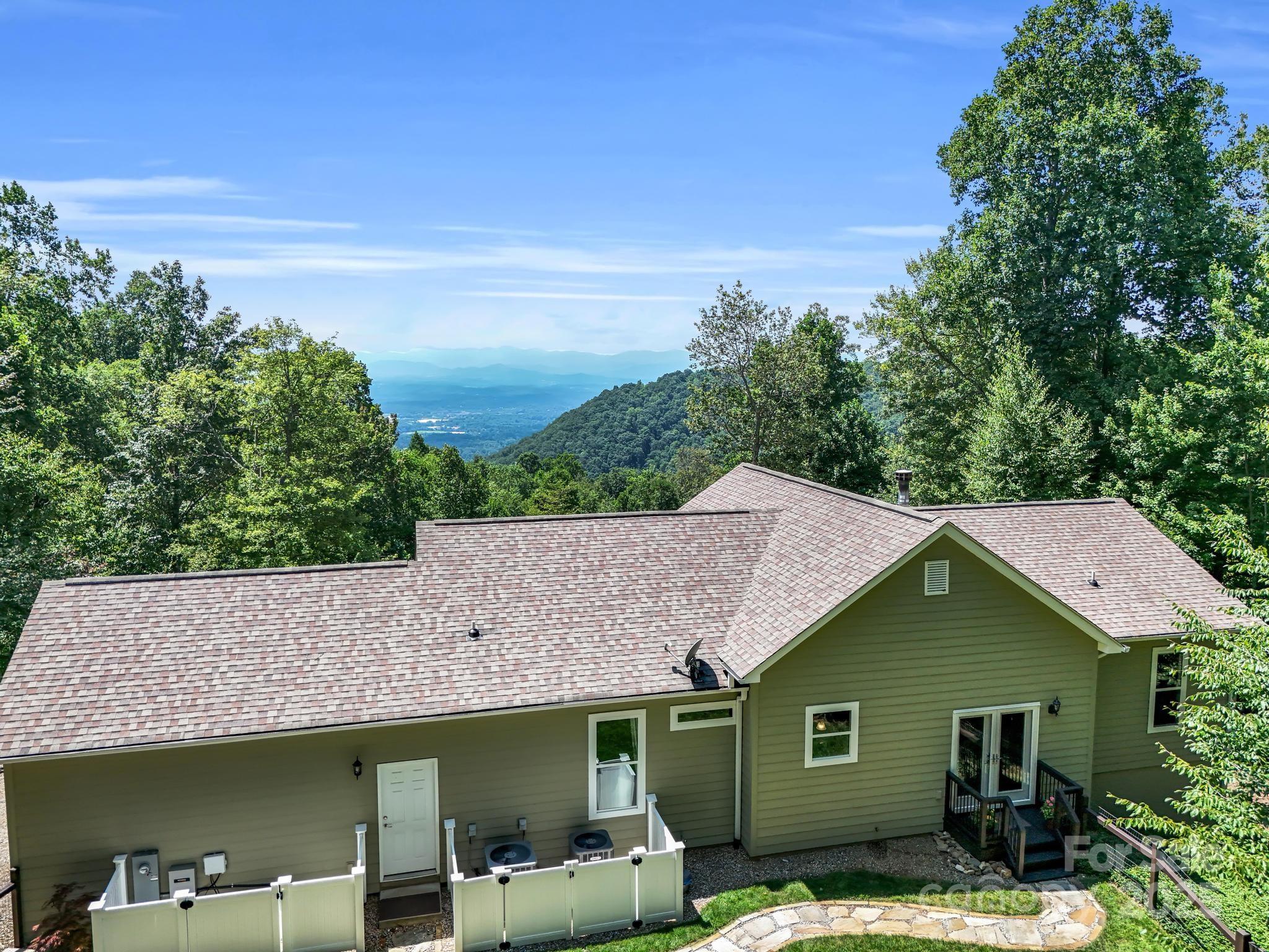372 Gentian Trail Weaverville NC 28787