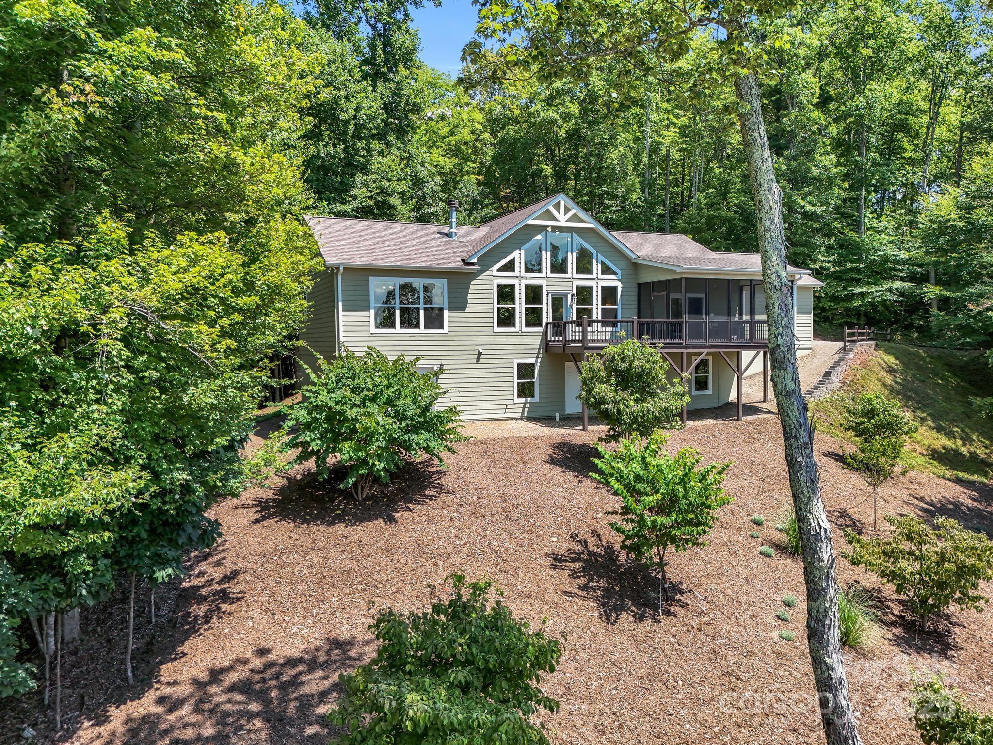 372 Gentian Trail Weaverville NC 28787