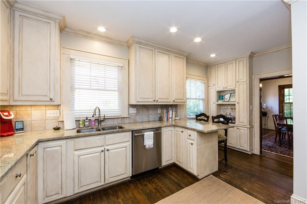 2217 Charlotte Drive Charlotte NC 28203