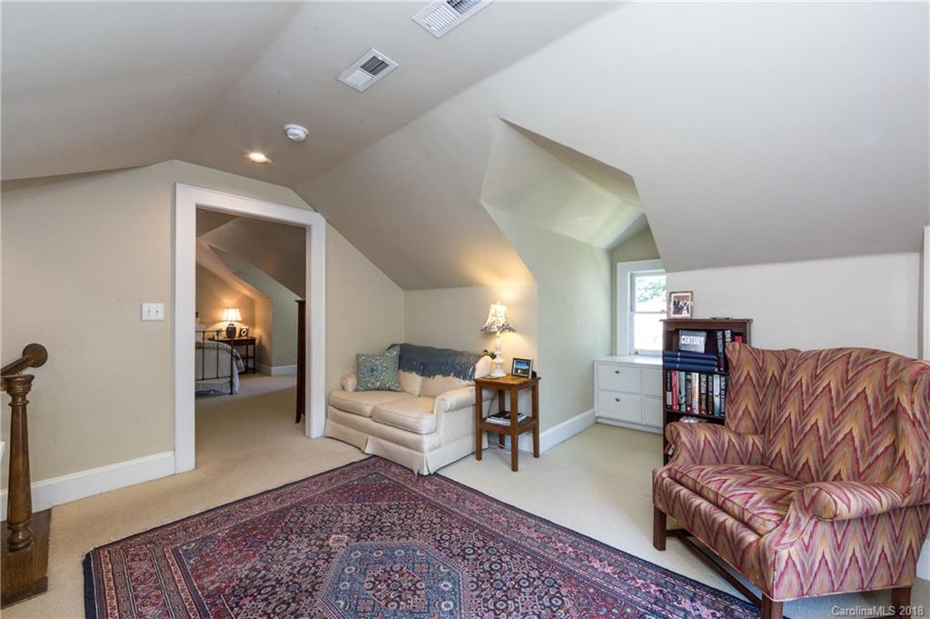 2217 Charlotte Drive Charlotte NC 28203