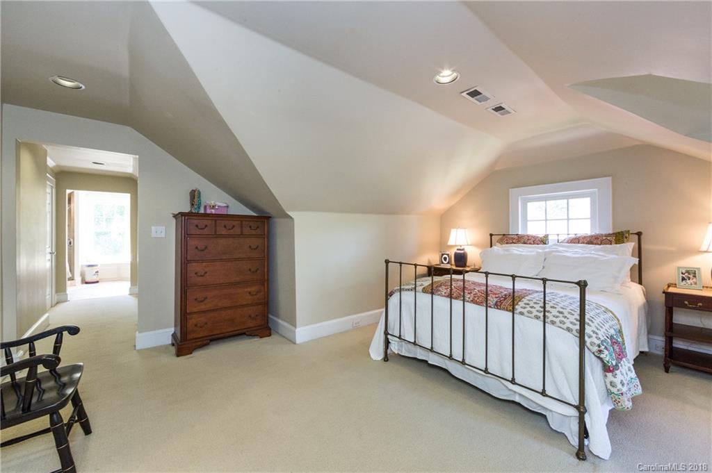 2217 Charlotte Drive Charlotte NC 28203