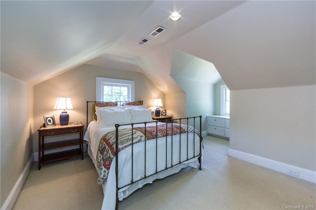 2217 Charlotte Drive Charlotte NC 28203