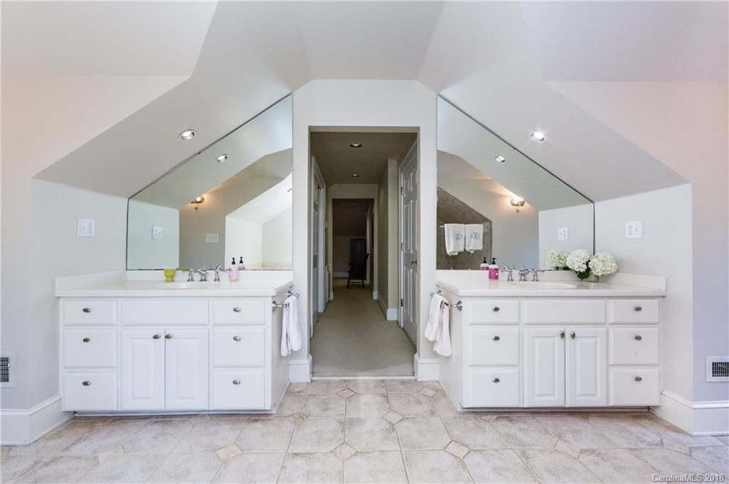 2217 Charlotte Drive Charlotte NC 28203