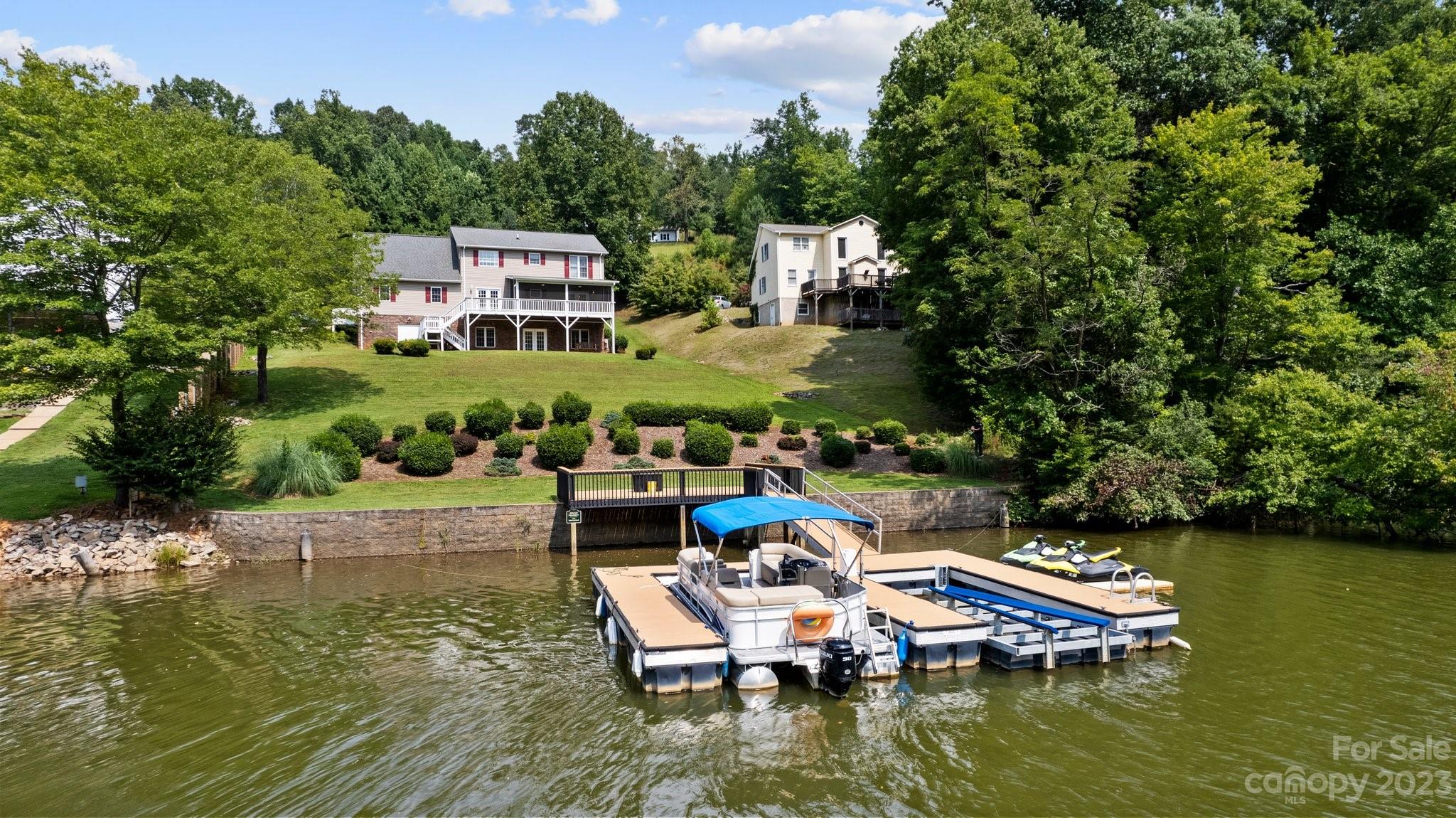 982 Plantation Drive Marion NC 28752