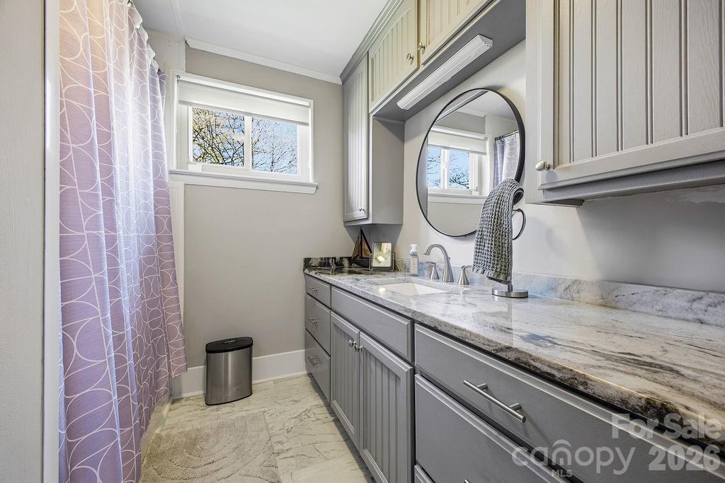 2841 20th Street NE Hickory NC 28601
