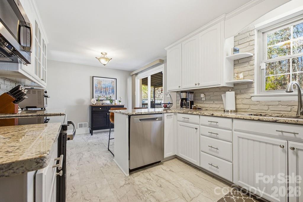 2841 20th Street NE Hickory NC 28601
