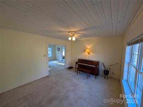 2507 Norwood Street SW Lenoir NC 28645
