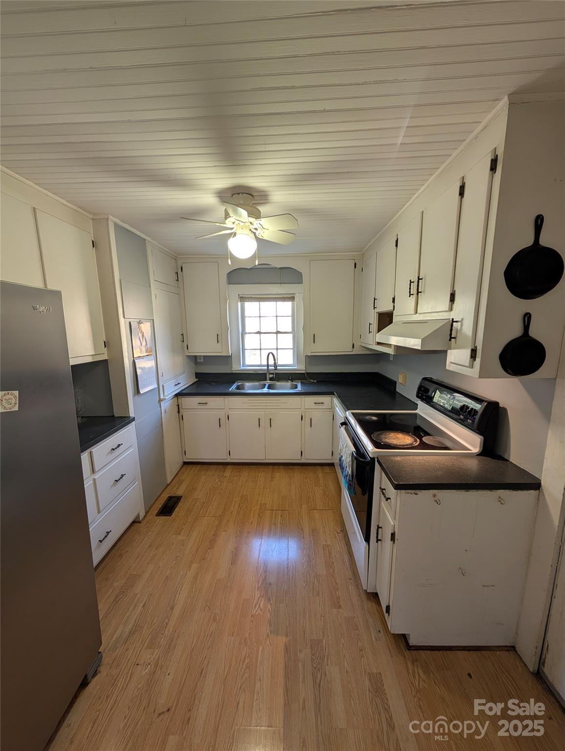2507 Norwood Street SW Lenoir NC 28645