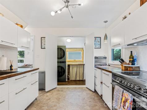 44 Broadview Avenue Asheville NC 28803