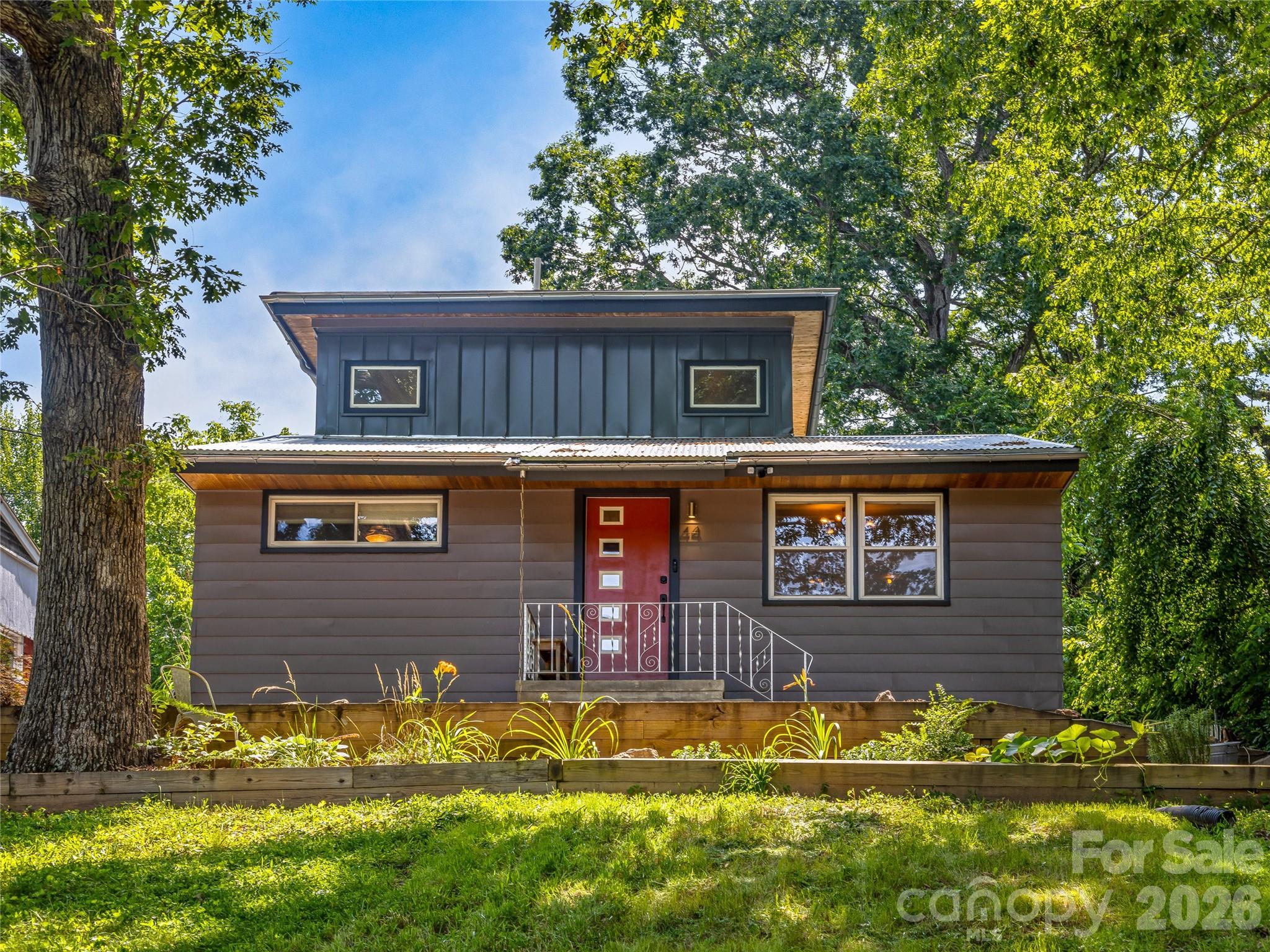 44 Broadview Avenue Asheville NC 28803